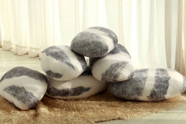 pebble cushions rock pillows 9041 04